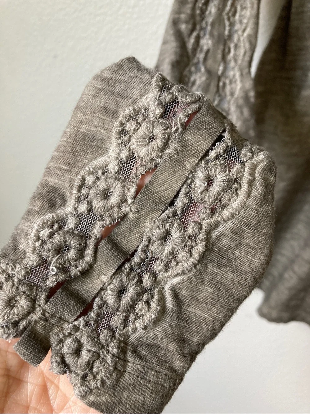 Free People Y2k Olive Mineral Wash Henley Scoopneck Crochet Ribbon sleeves sz M